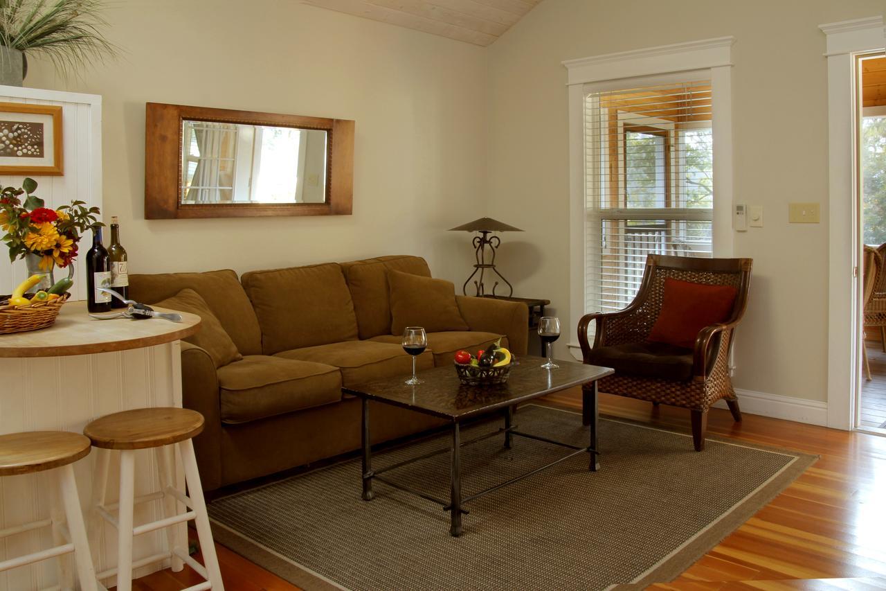 Coho Cottages Willow Creek Esterno foto