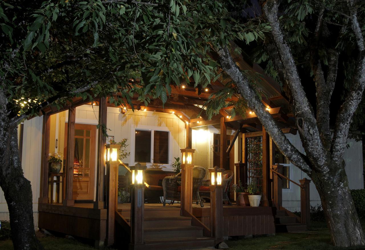 Coho Cottages Willow Creek Esterno foto